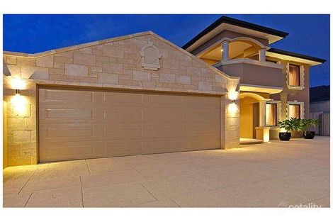 Property photo of 11 Cassino Drive Stirling WA 6021