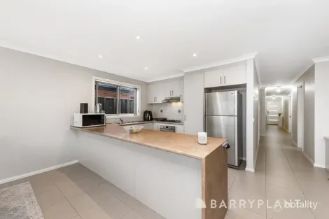 Property photo of 6 Stefan Drive Harkness VIC 3337