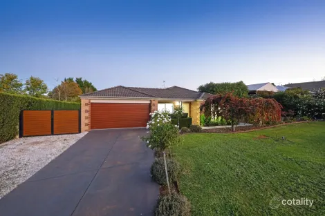 3 Clover Ct, Romsey, VIC 3434