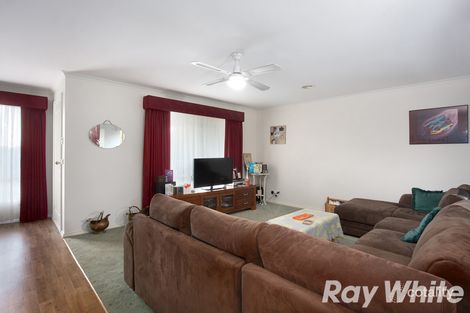 Property photo of 1 Allan Close Pakenham VIC 3810