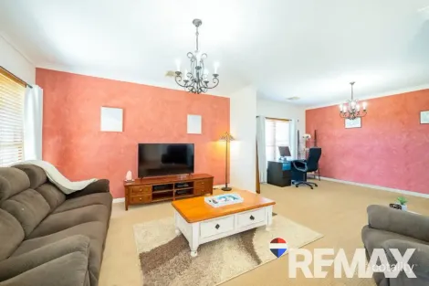 Property photo of 21 Kinvara Drive Junee NSW 2663