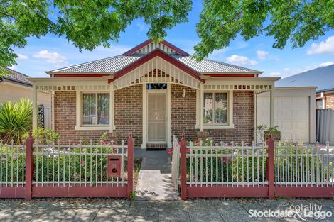Property photo of 13 Valhalla Place Craigieburn VIC 3064