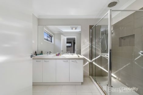 Property photo of 66 Aruma Avenue Harkness VIC 3337