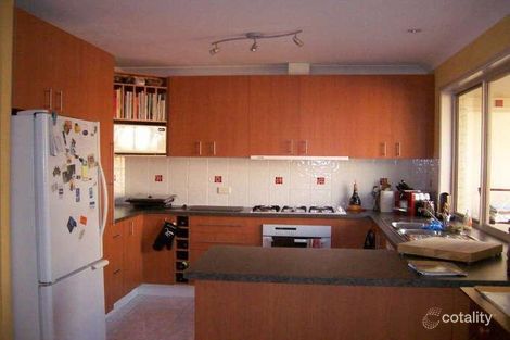 Property photo of 28 Teasel Crescent Forest Lake QLD 4078