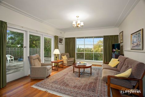 Property photo of 121 Mountain View Parade Rosanna VIC 3084
