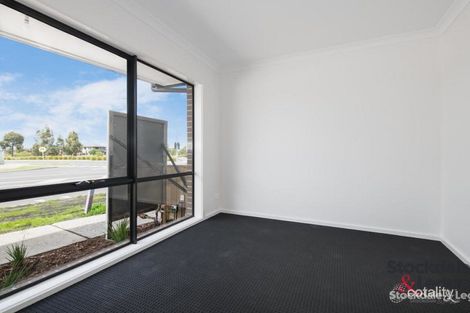 Property photo of 202 Henry Road Pakenham VIC 3810