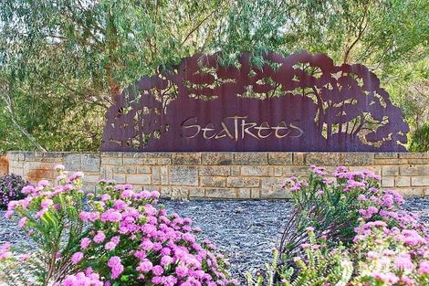 62 Harvest Cir, Two Rocks, WA 6037