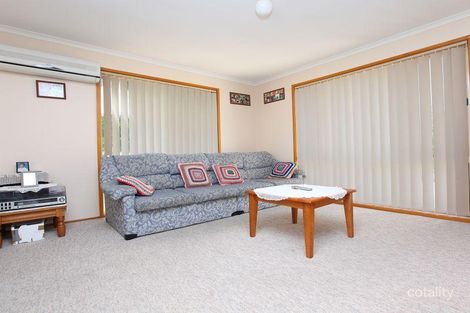 Property photo of 16 Maddock Place Gordon ACT 2906