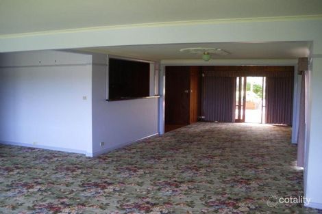 Property photo of 82 Hickford Parade Warrnambool VIC 3280