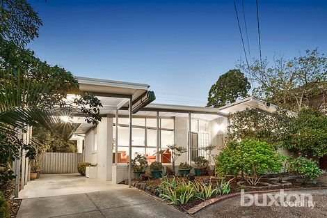 Property photo of 35 Outlook Road Mount Waverley VIC 3149