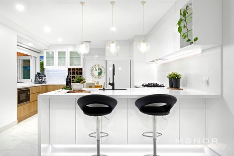 Property photo of 1 Toby Mews Bella Vista NSW 2153