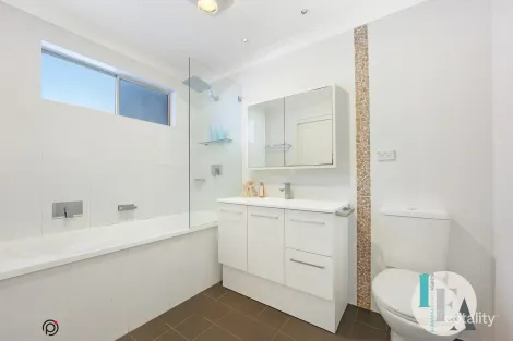 Property photo of 50 The Esplanade Oak Flats NSW 2529