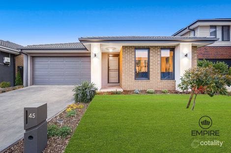 45 Stature Ave, Clyde North, VIC 3978