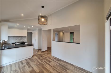Property photo of 2/247-249 Childs Road Mill Park VIC 3082
