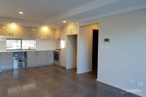 Property photo of 4/233 Wharf Street Queens Park WA 6107