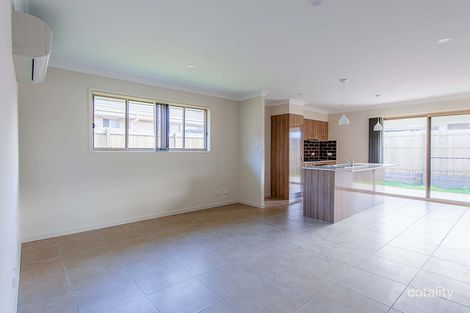 Property photo of 32 Dysart Drive Holmview QLD 4207