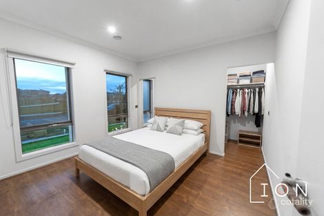 Property photo of 77 Reef Circuit Clyde VIC 3978