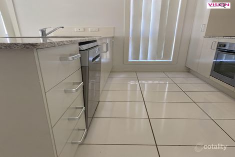 Property photo of 13 Warilla View Blacks Beach QLD 4740