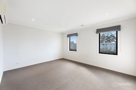 Property photo of 31 Autumn Terrace Clayton South VIC 3169