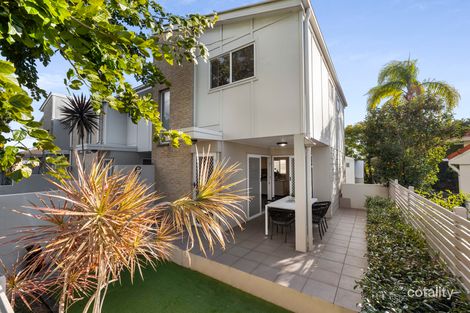 1/4 East St, Camp Hill, QLD 4152