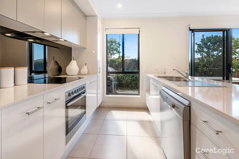 Property photo of 8/430 Gainsborough Drive Pimpama QLD 4209