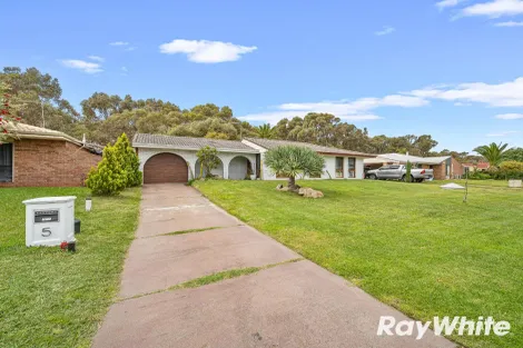 5 Breaker Cl, Silver Sands, WA 6210