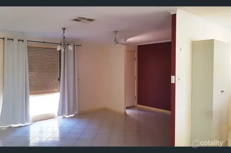 Property photo of 28 Hermit Street Roxby Downs SA 5725