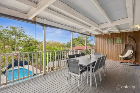 Property photo of 8 Campbell Parade Mannering Park NSW 2259