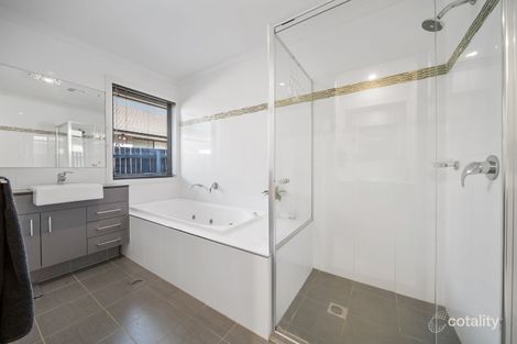 Property photo of 84 Overall Avenue Casey ACT 2913
