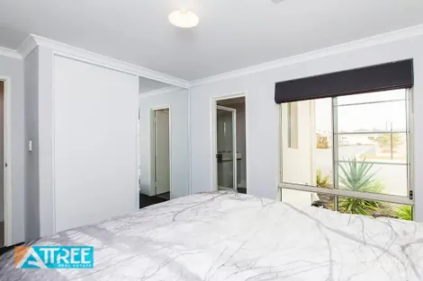 Property photo of 4/11 Carnation Street Canning Vale WA 6155