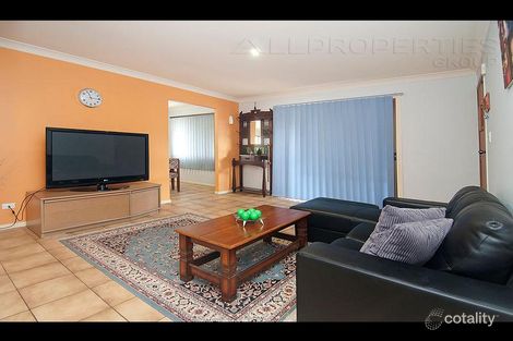 Property photo of 126 Owens Crescent Regents Park QLD 4118