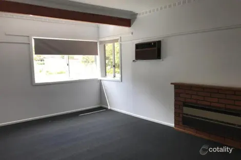 Property photo of 13 Shirley Street St Albans VIC 3021
