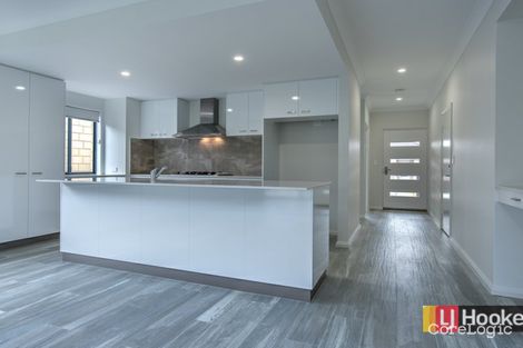 Property photo of 7 Latite Way Treeby WA 6164