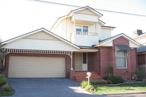 2 Rossi St, Ivanhoe, VIC 3079