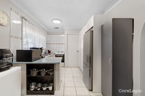 Property photo of 4 Cobb Place Ambarvale NSW 2560