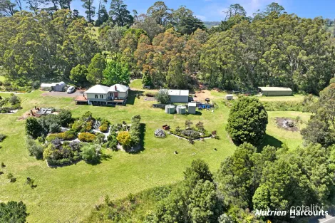 19 Willung South School Rd, Willung South, VIC 3847