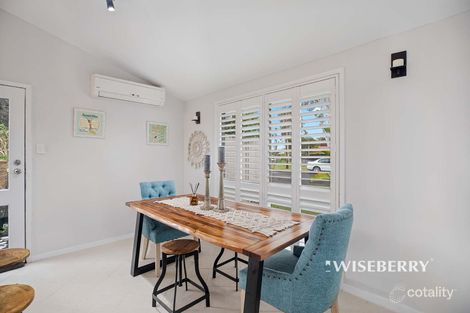 Property photo of 300 Tuggerawong Road Tuggerawong NSW 2259