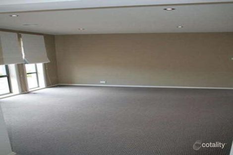 Property photo of 1 Cosy Crescent Harrison ACT 2914