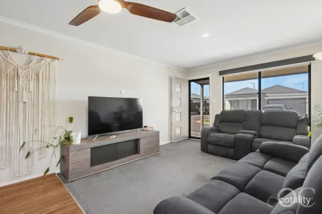 Property photo of 39/60A Strathaird Boulevard Smithfield SA 5114