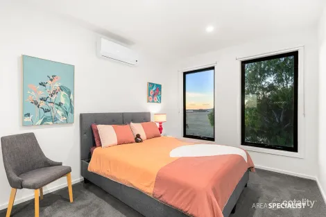 Property photo of 15 Nattarak Avenue Werribee VIC 3030