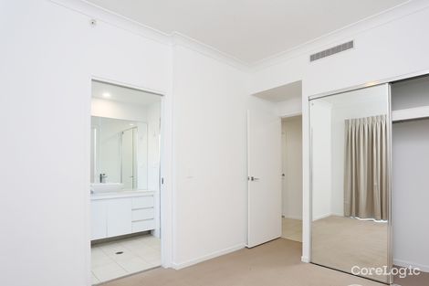 Property photo of 109/43 Harbour Town Drive Biggera Waters QLD 4216