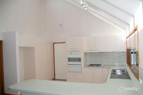 Property photo of 9 Majura Place Jerrabomberra NSW 2619