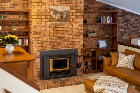Property photo of 5 Pettit Place Wanniassa ACT 2903