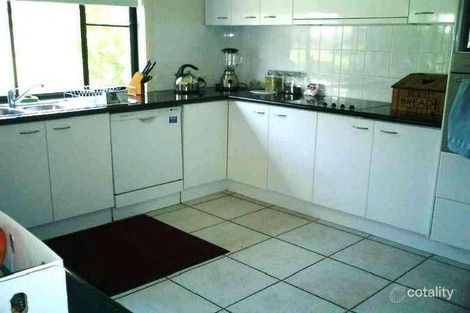 Property photo of 29 Amersham Crescent Carindale QLD 4152