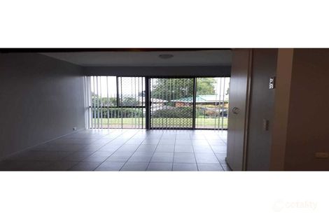 Property photo of 2/2 Benjamin Street Mount Lofty QLD 4350
