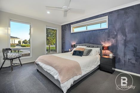 Property photo of 56 Warburton Drive Lucas VIC 3350