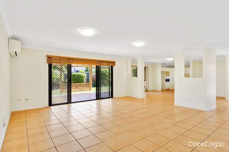 Property photo of 5/8 Spinnaker Drive Sandstone Point QLD 4511