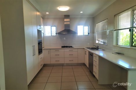 5 Natica Cl, Trinity Beach, QLD 4879