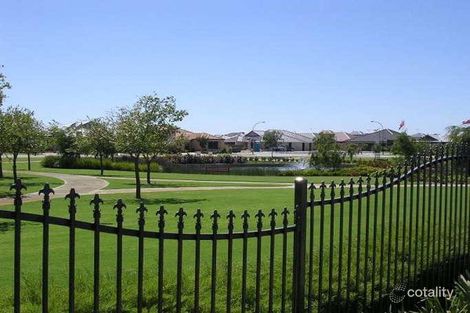 Property photo of 27 Toledo Circuit Port Kennedy WA 6172