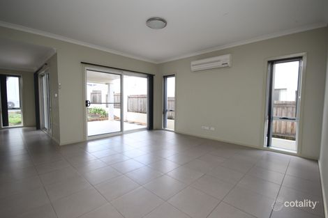 Property photo of 9 Devlin Street Gungahlin ACT 2912